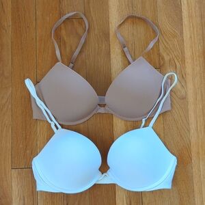 Bundle of 2 Victoria's Secret Padded Plunge Underwire Tee Shirt Bras Size 32D
